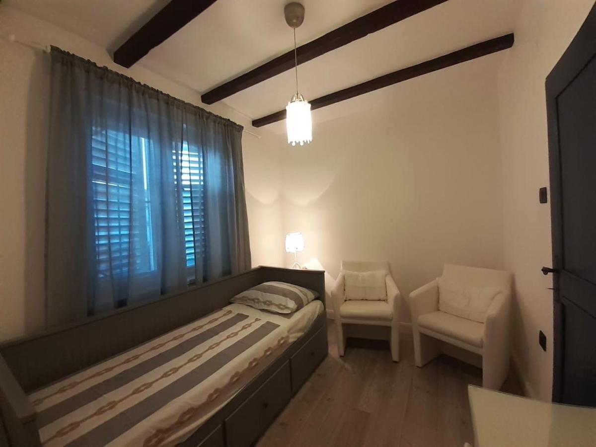 Apartments Dile Сукошан Экстерьер фото